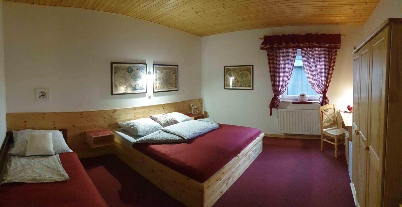 Hotel U dvou studní Loučná nad Desnou Exterior foto