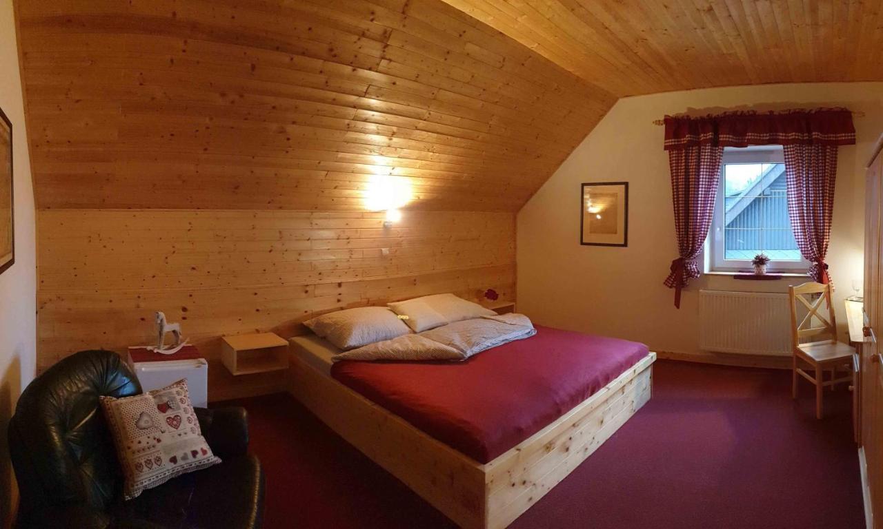 Hotel U dvou studní Loučná nad Desnou Exterior foto