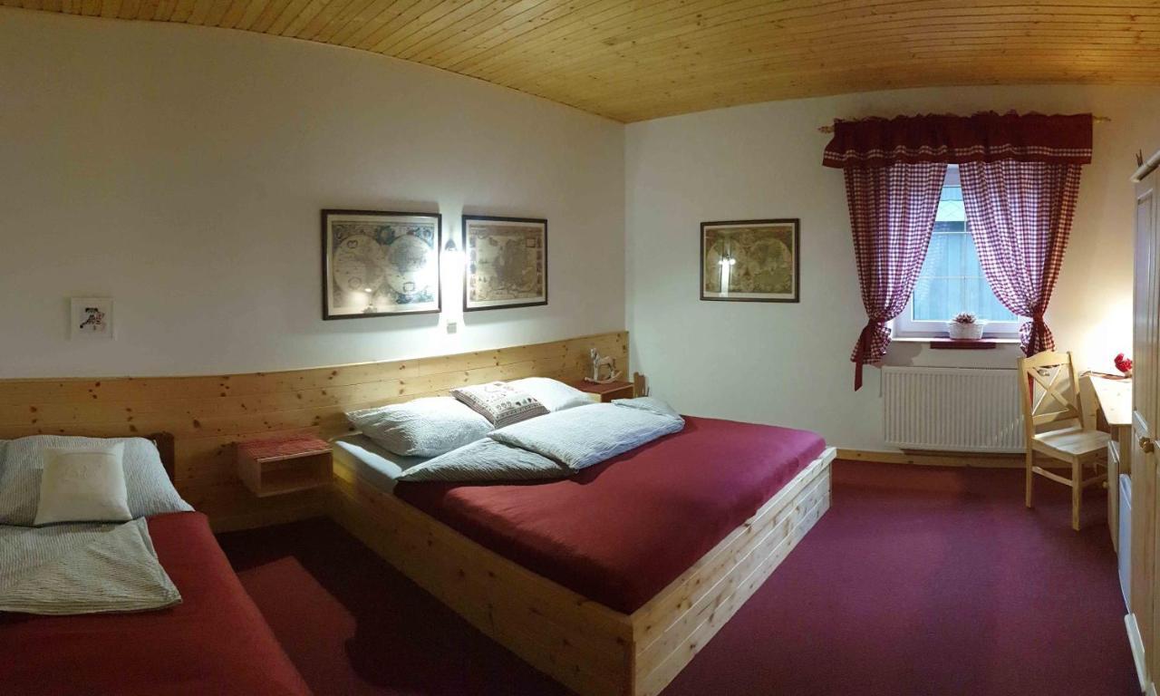 Hotel U dvou studní Loučná nad Desnou Exterior foto